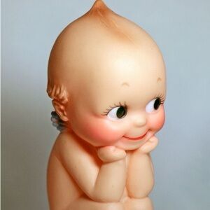 Meet your Posher, Estella